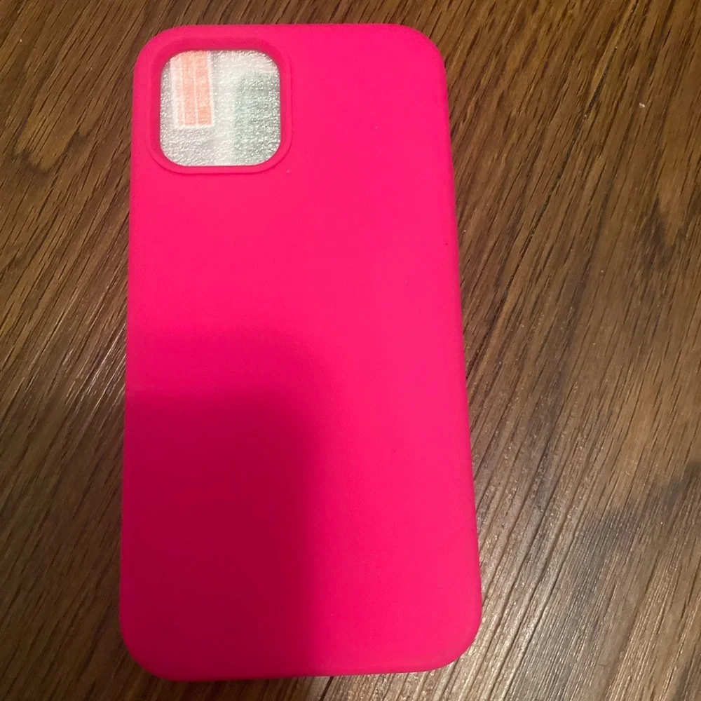 Phone case - Picture 1 of 3